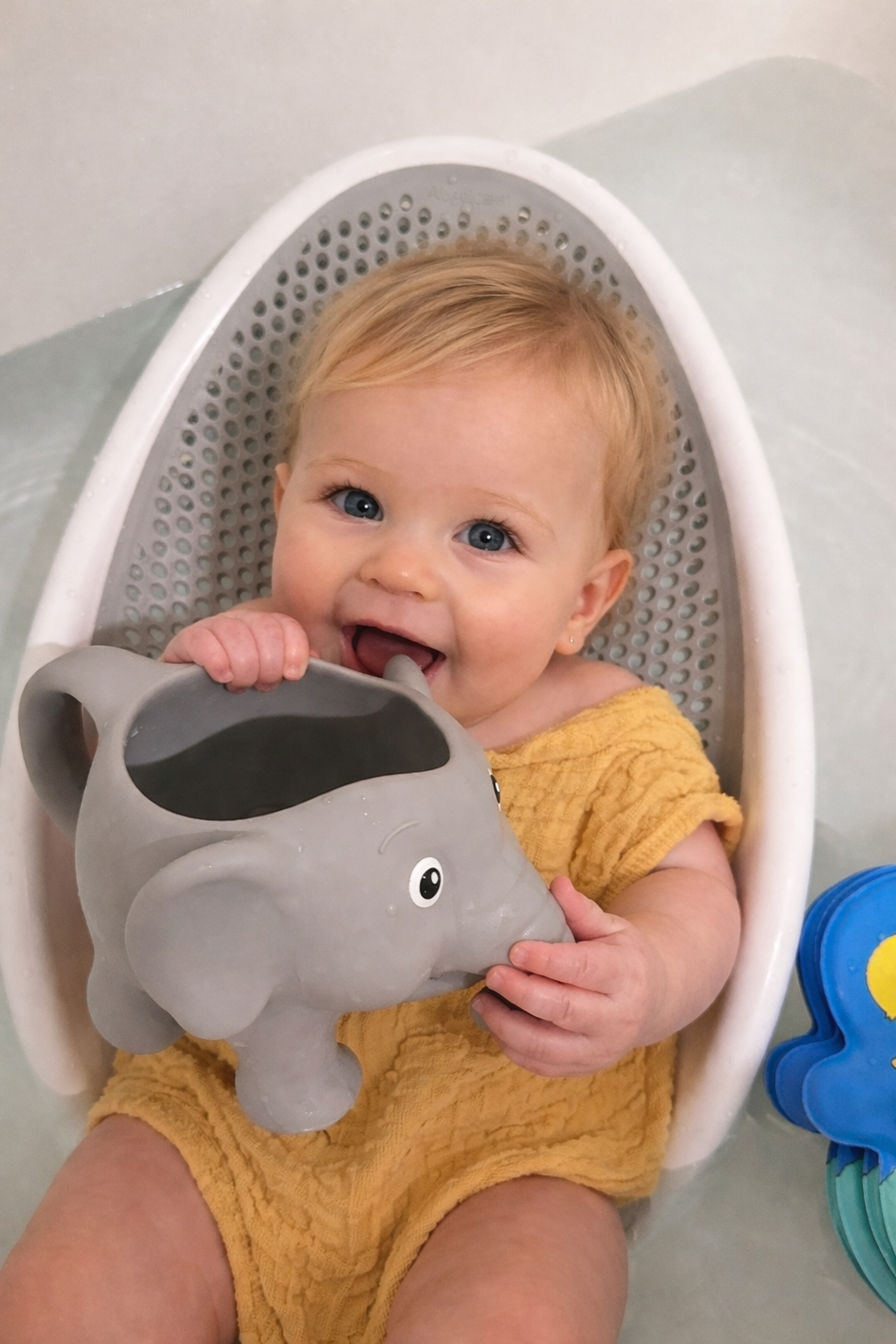 Wa-Zoo Elephant Bucket